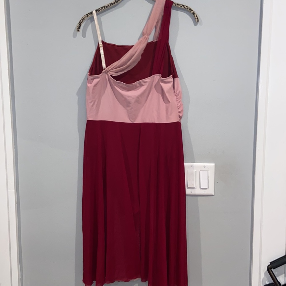 Dress - Picture 2 of 2